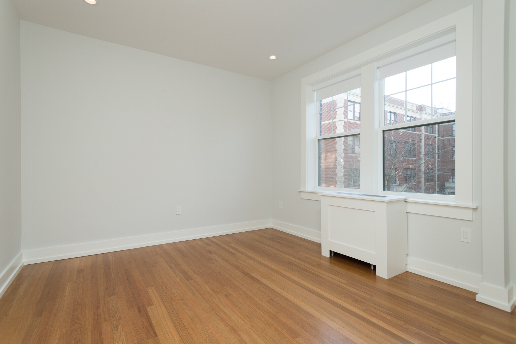 Building Photo - 17 Forest St