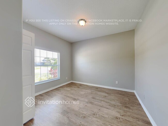 Building Photo - 3892 Manitoba Way