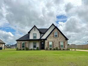 Building Photo - DouglasDrive5301