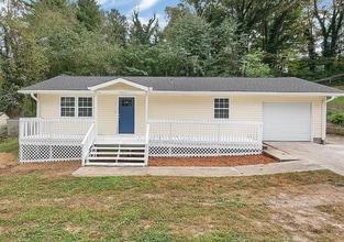 Building Photo - Sleepy Hollow- 3Bedroom 2Bathroom for rent