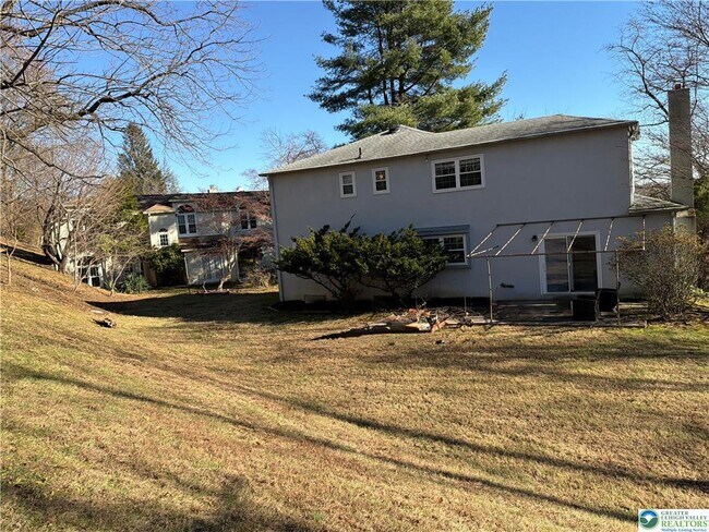 Building Photo - 639 Heather Ln