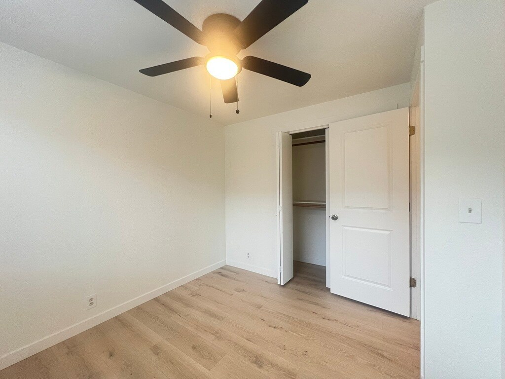 Building Photo - 2004 S Leadville Ave