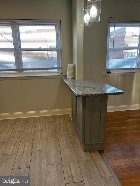 Building Photo - 3243 Lester Rd