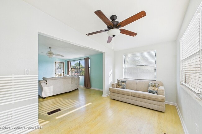 Building Photo - 106 Sunrise Ave