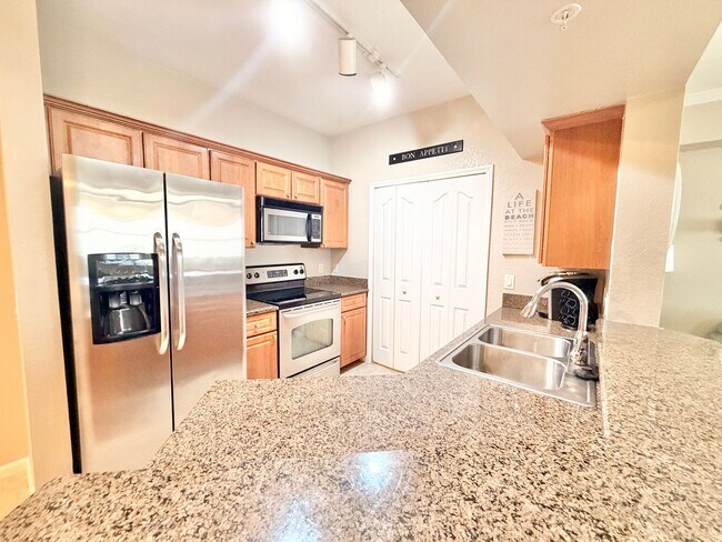 Building Photo - 12960 Positano Cir