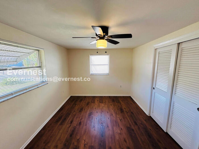 Building Photo - 3600 Berkshire St