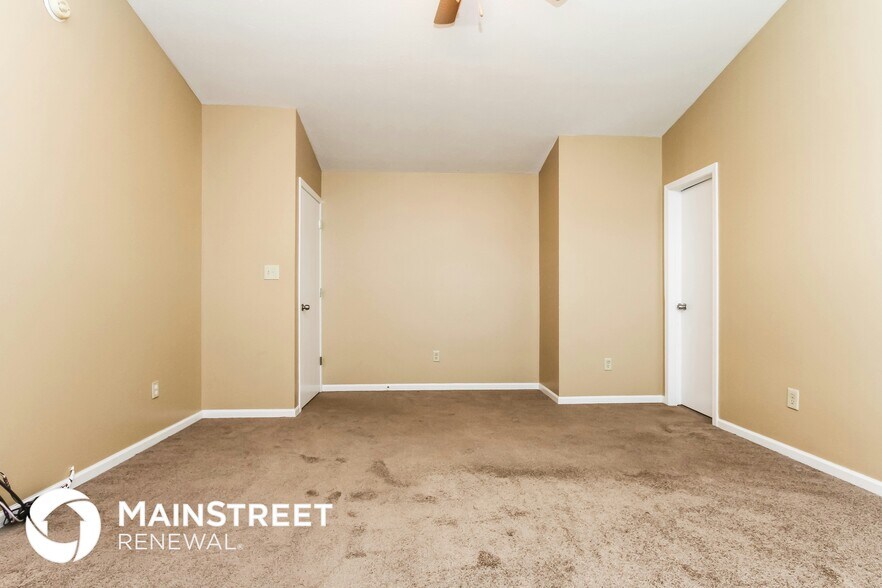 Building Photo - 11031 Fall Dr