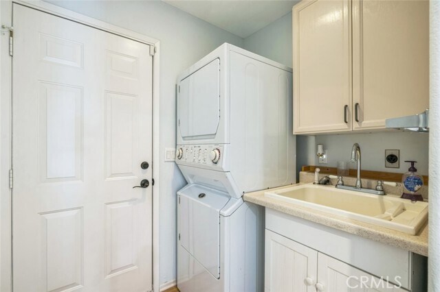 Building Photo - 68435 Tachevah Dr