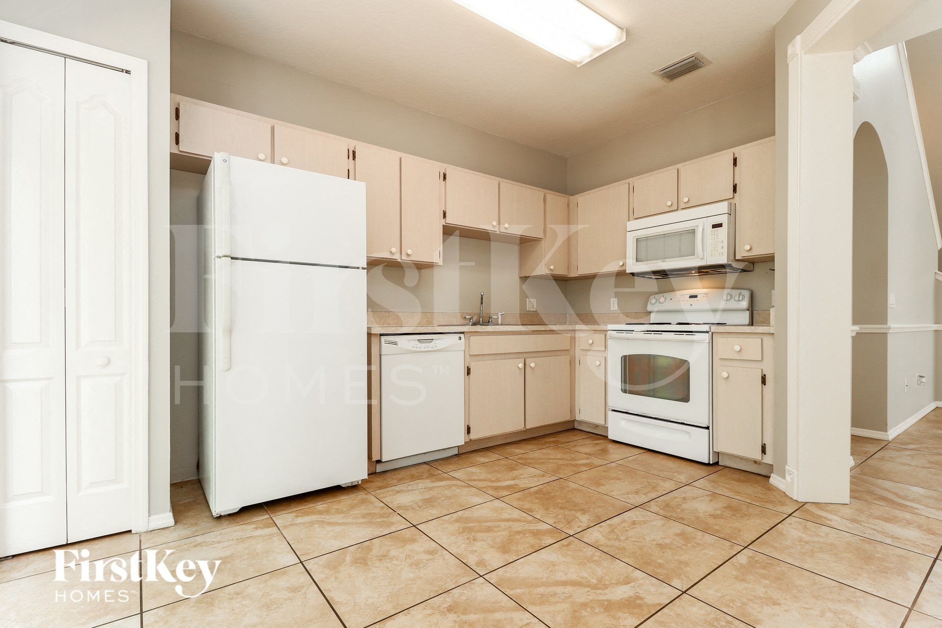 Building Photo - 18019 Birdwater Dr