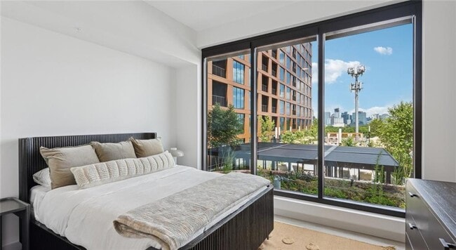 Building Photo - 660 11th St NW