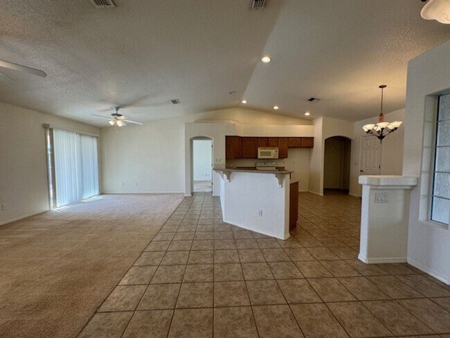 Building Photo - 3 Bedroom 2Ba with Side RV Space & fenced yard