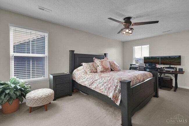 Building Photo - 4595 Kibbey Ln