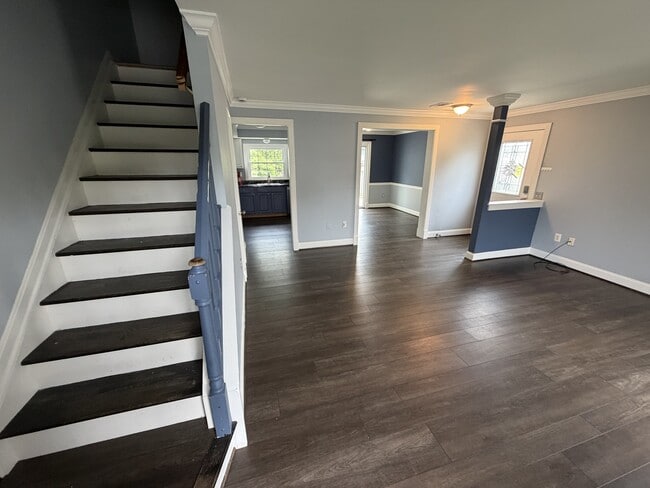 Building Photo - 5805 Farmgate Ct