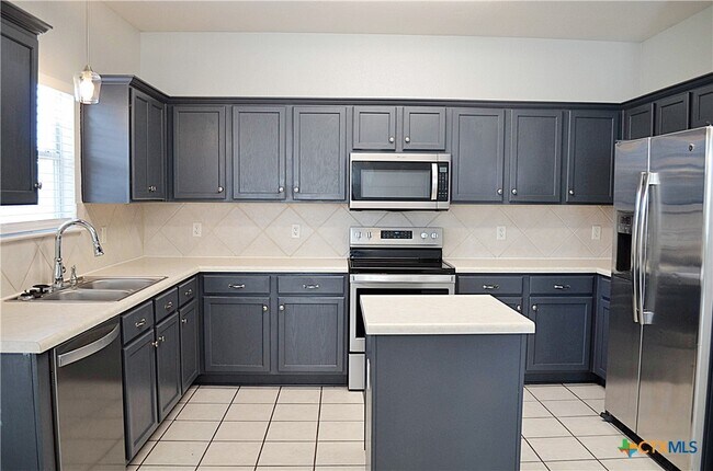 Building Photo - 5000 Sydney Harbour Ct