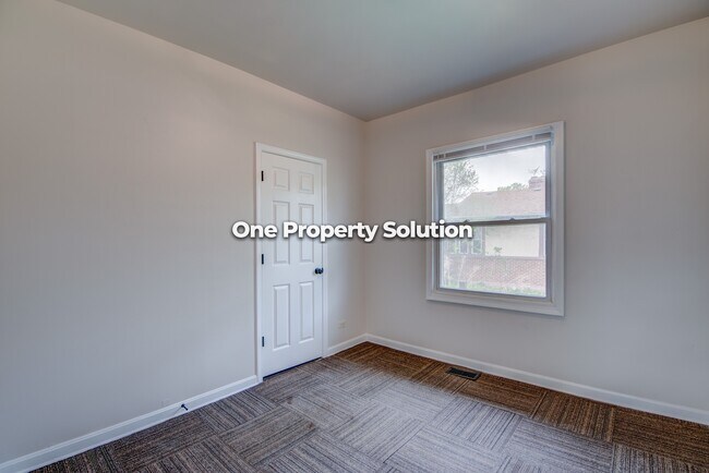 Building Photo - 411 Pierce St