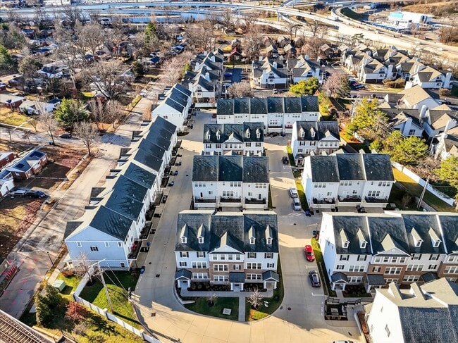 Building Photo - 8014 Townes Wy