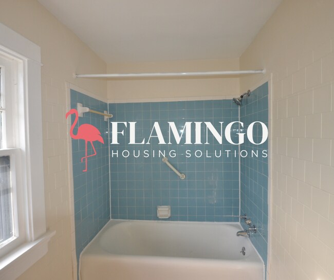 Building Photo - 1827 Elsmere Ave