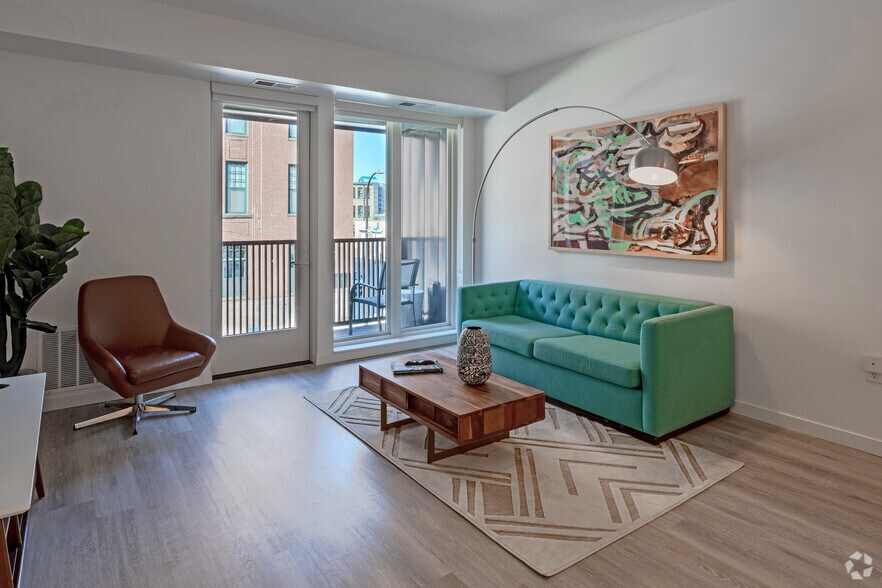 1BR, 1BA - Nicollet 2 - Second & Second