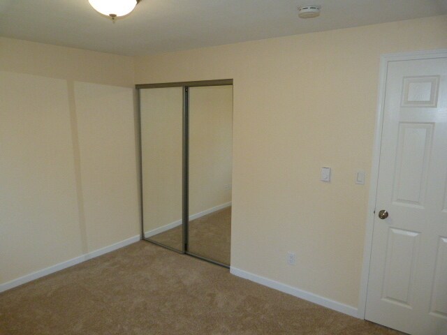 Building Photo - APPLICATION PENDING - Updated Rambler