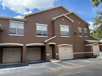 Building Photo - ORLANDO: Gated Community - Convenient to A...