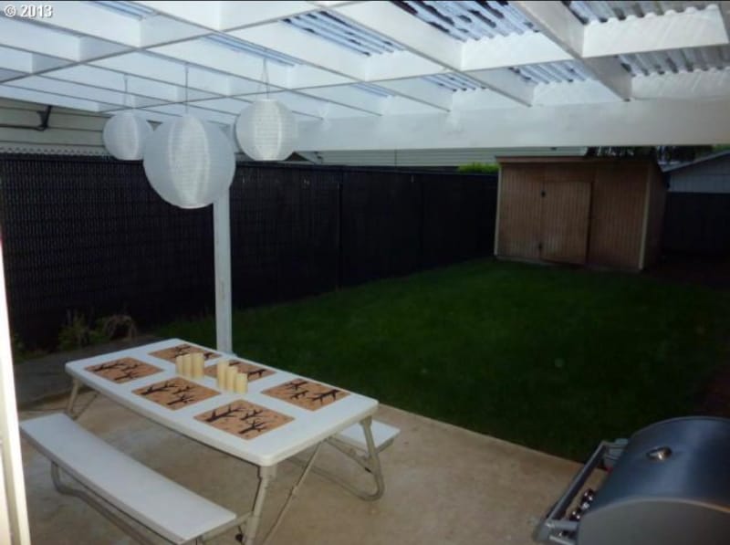 Building Photo - 12545 SE Clinton Ct