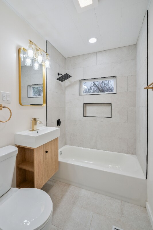 Building Photo - 2519 Walker Ave