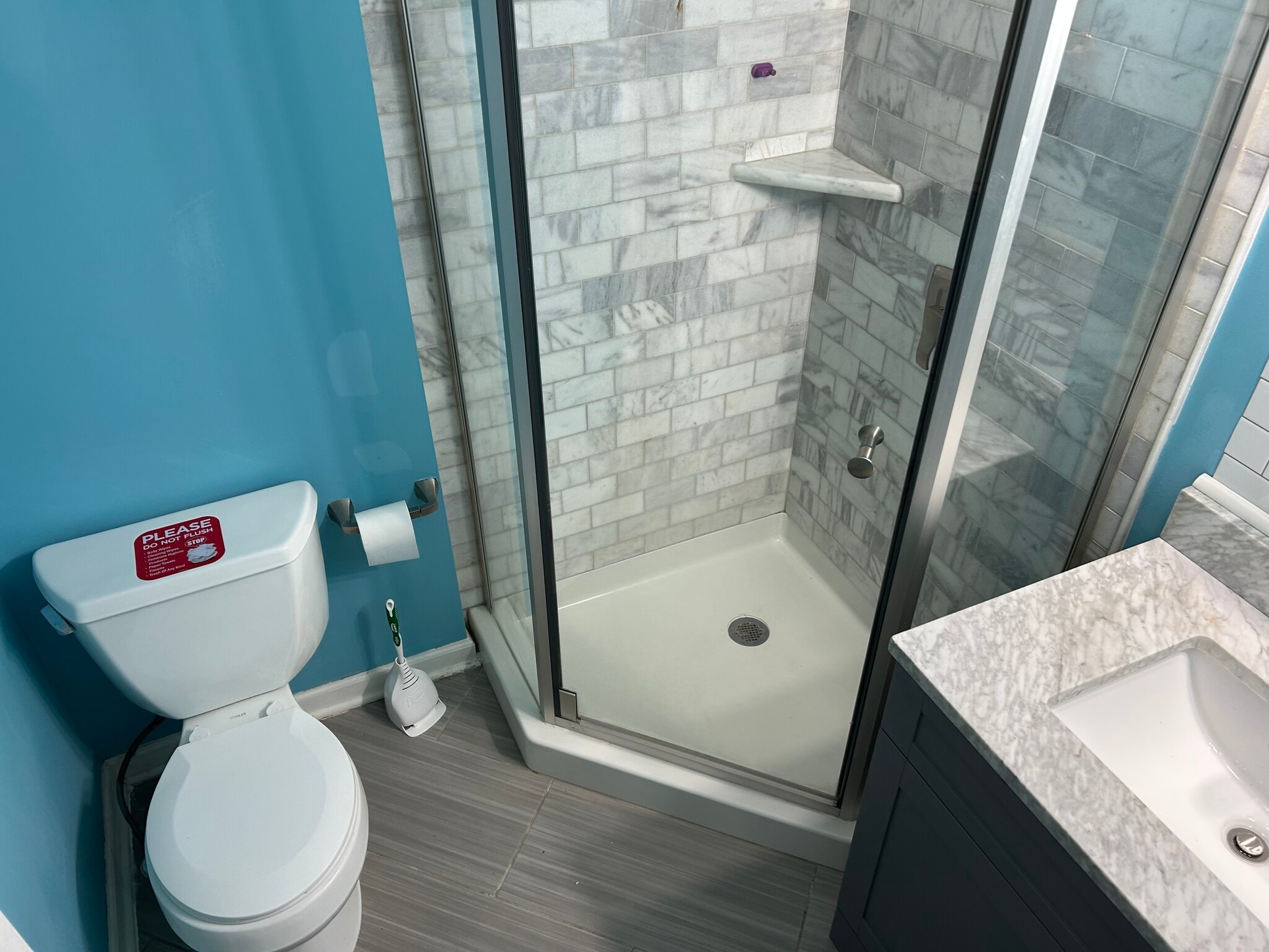 Bathroom #1 - 2541 Bittersweet Ln