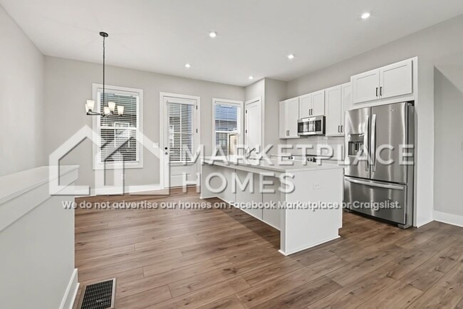 Building Photo - 1376 Cozy Cir SE