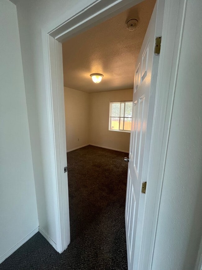 Building Photo - Duplex for Rent in Ephrata