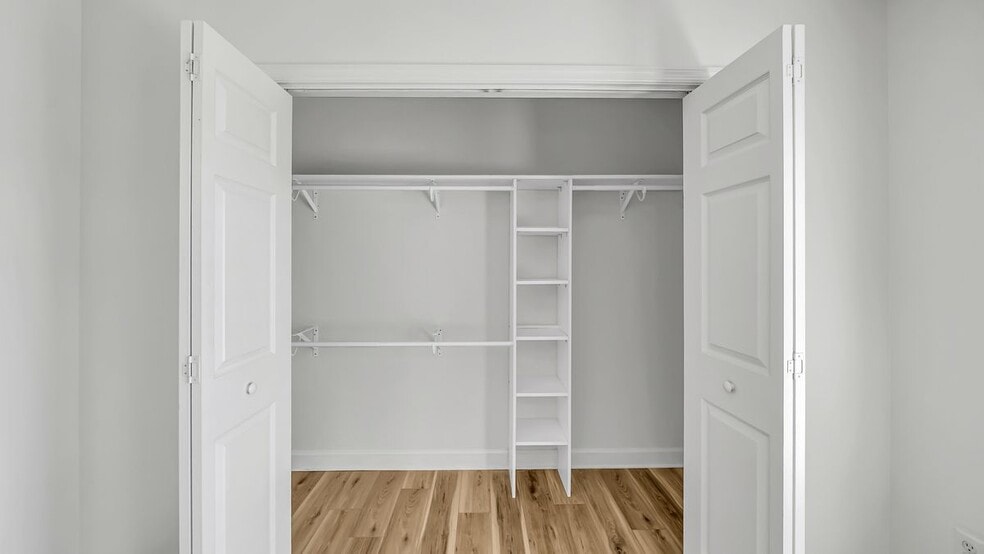 Building Photo - 2108 Sterling Cove Blvd