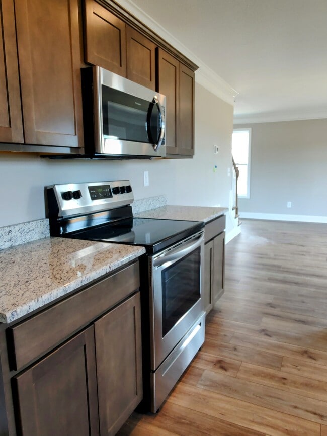 Building Photo - 11351 Narrow Leaf Dr