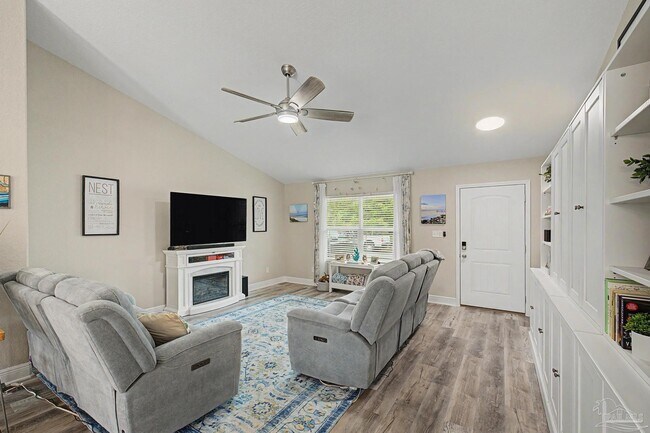 Building Photo - 3613 Berkley Ln