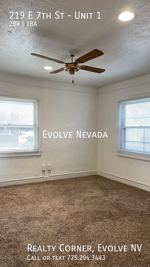 Building Photo - 219 E 7th St