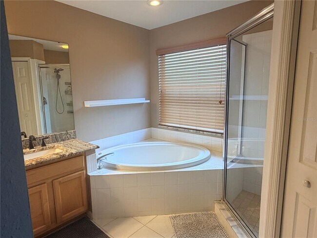 Building Photo - 9903 Hartwell Bridge Cir