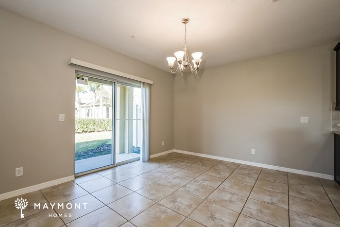 Building Photo - 226 White Dogwood Ln