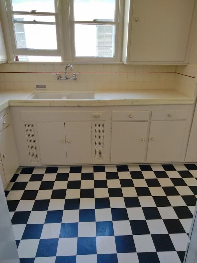 Building Photo - 6168 W Olympic Blvd