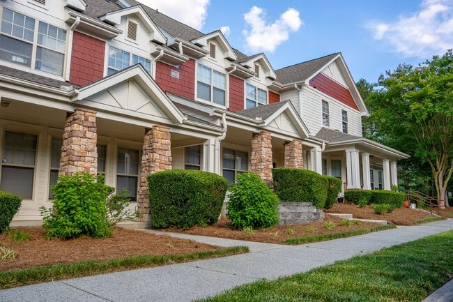 Building Photo - Greenway at Mallard Creek
