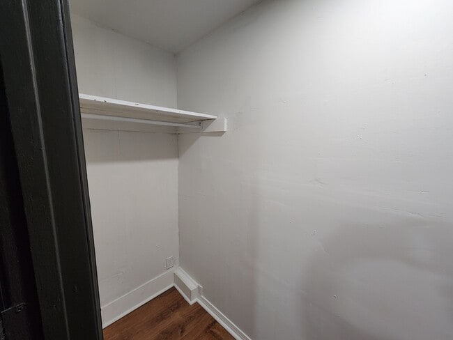 Building Photo - 3117 SW 37th St