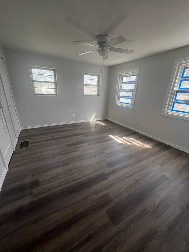 Building Photo - Remodeled Home