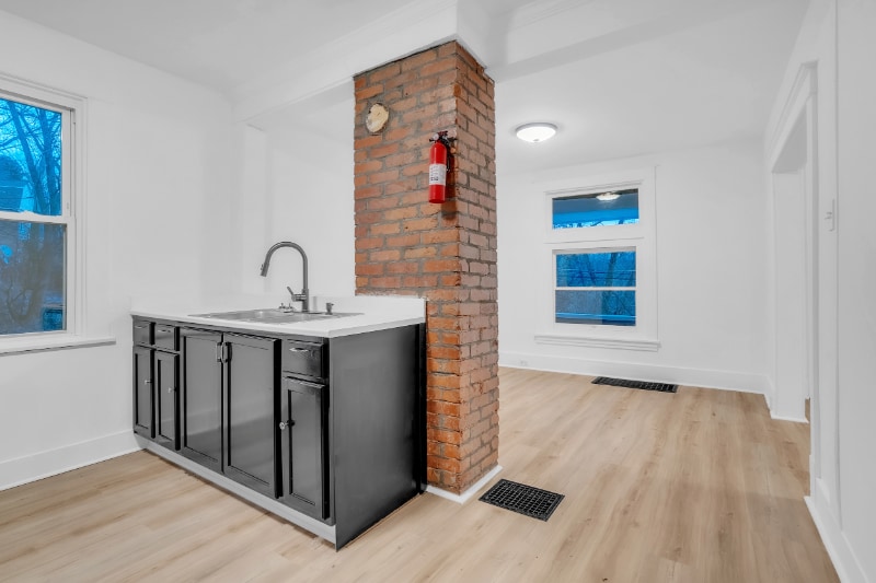 Building Photo - 2319 Patterson Ave