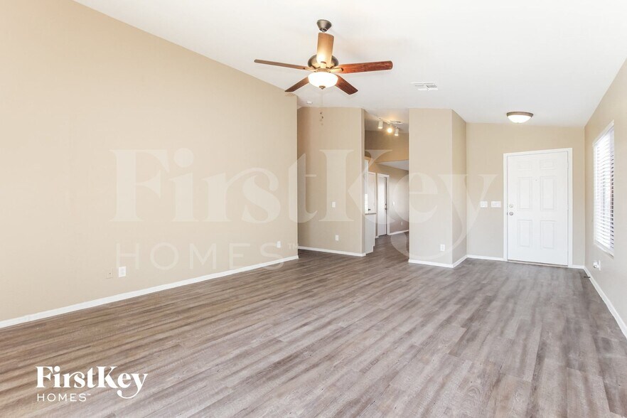 Building Photo - 14133 W Two Guns Trail