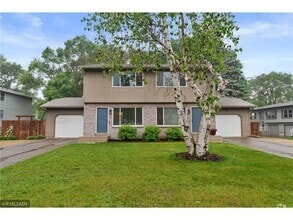 Building Photo - 751 Sandhill Point Rd