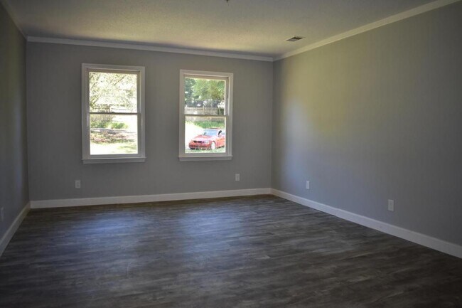 Building Photo - 124 Childress Road