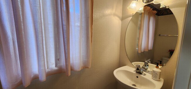 Building Photo - 1687 E Balsam Mist Ave