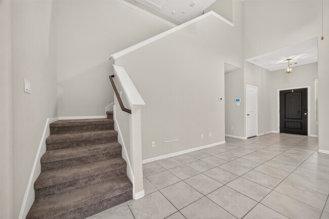 Building Photo - 20223 Highfield Park Dr