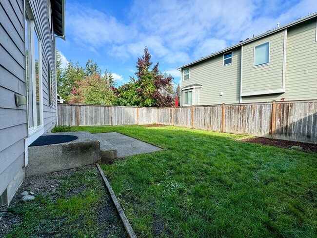 Building Photo - 26826 224th Ave SE