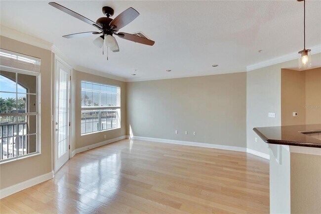 Building Photo - 6414 Sunset Bay Cir