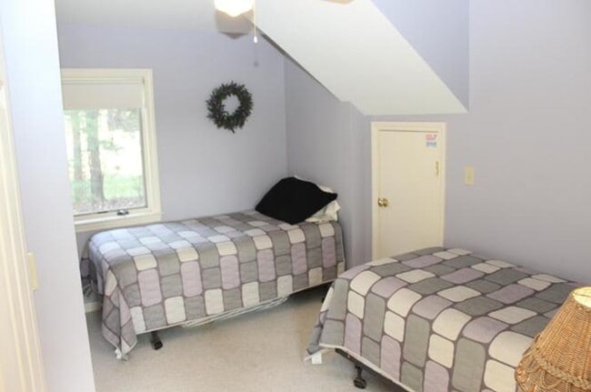 Building Photo - Long Term Rental Meredith, NH