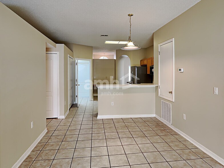 Building Photo - 9955 Shadow Creek Dr