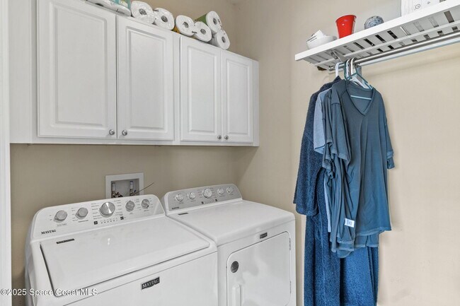 Building Photo - 3575 Salt Marsh Cir